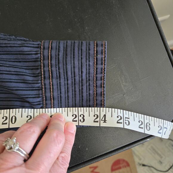 Pronto Uomo BLUE Men's Shirt. Size Medium. - Picture 14 of 16